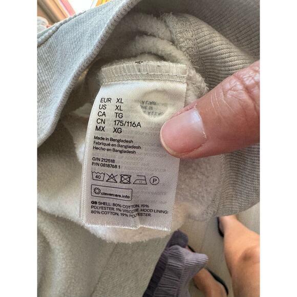 Women's Basic H&M Gray Hoodie Size XL - Picture 4 of 4